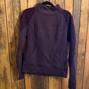 Lululemon pullover sweatshirt